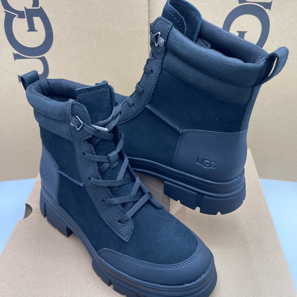UGG Women's UGG
W / 1174492
W ASHTON WEATHERIZED LACE UP Boots Black - Picture 7 of 16